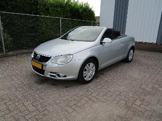 krockskadad bil auto Volkswagen Eos 1.4 TSI Navi Clima 6-Bak 2008/4