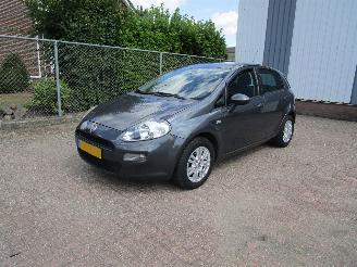 uszkodzony samochody osobowe Fiat Punto 1.2 Airco Radio/CD 5-Drs 2013/7