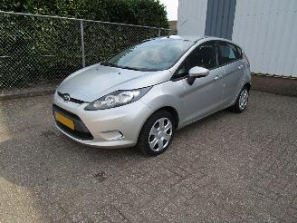 Schadeauto Ford Fiesta 1.25 Airco Radio/CD 5-Drs 2010/12