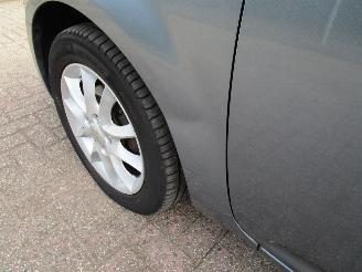 Kia Ceed 1.6 CRDI Navi Airco Radio/CD picture 9