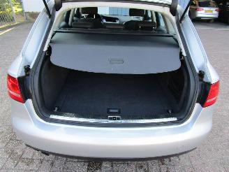 Audi A4 2.0 TDI Navi Schadevrij 6-Bak picture 12