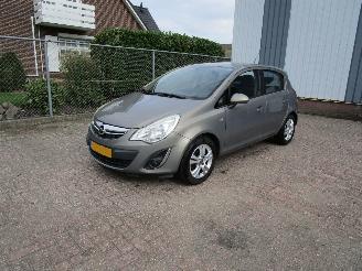 skadebil auto Opel Corsa 1.2 16V Airco 5-Drs 2013/5