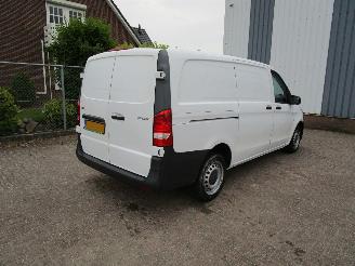 Mercedes Vito 111 CDI Lang Navi 6-Bak picture 4