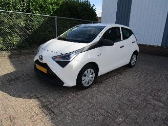 Unfallwagen Toyota Aygo Airco Radio/CD 5-Drs 2018/7