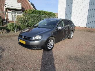 Vaurioauto  passenger cars Volkswagen Golf 1.4 TSI DSG Navi Clima 2011/11