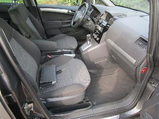 Opel Zafira 2.2 Automaat Navi 7-Pers picture 10
