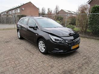 Opel Astra 1.6 CDTI Navi Clima 6-Bak picture 3