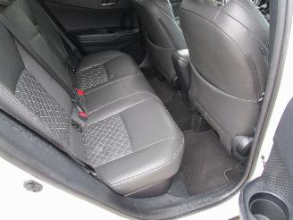 Toyota C-HR 1.8 Hybride Bi-Tone Leder Navi Parelmoer Wit picture 18