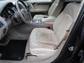 Audi Q7 4.2 FSI Quattro 5+2 picture 18