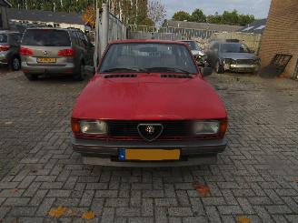 krockskadad bil bedrijf Alfa Romeo Giulietta 1600 1984/1