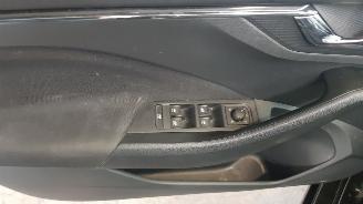 Skoda Scala 1.5 TSI  AUT 4DRS BENZ 1.498CC 110KW 150PK picture 9