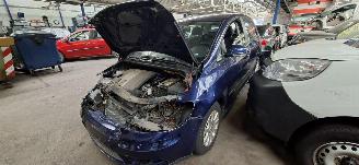 Avarii autoturisme Volkswagen Golf plus 1.6 FSI Comfortline 2006/10