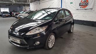 skadebil auto Ford Fiesta 1.4 16V AUT 4 DRS  BENZ 1.388CC 71KW 97PK KM 33773 N.A.P. 2009/2