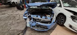 Opel Agila 1.2 Edition picture 2