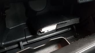 Volkswagen Polo 1.2 TSI 16V BLUEMOTION  BENZ 1,197CC 66KW 90PK picture 12