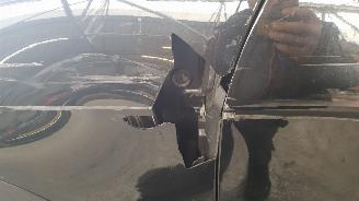 BMW X5 4.8i V8 AUT 32V SUV  BENZ 4.799 CC 261 KW 355 PK 4x4 picture 8