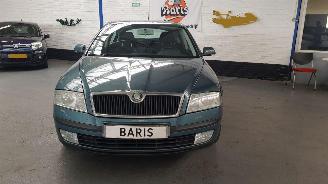 Skoda Octavia 1.6 MPI  BENZ 1.598 CC 75 KW 102 PK SEDAN picture 2
