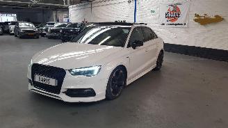 krockskadad bil auto Audi A3 1.4 TFSI ACT 16V AUT SEDAN 4DRS BENZ 1.395CC 110KW 150PK 2015/5
