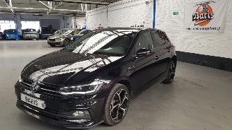 Voiture accidenté Volkswagen Polo 1.0 TSI 12V BLUEMOTION AUT 4DRS BENZ 999CC 85KW 116PK 2020/1