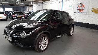 Vaurioauto  passenger cars Nissan Juke 1.2 DIG-T 16V SUV  BENZ 1.197CC 85KW 116PK 2014/9