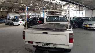 Toyota Hilux 2.5 D4-D   2WD    90 16V PICK-UP  DSL 2.494CC 65KW 88PK NAP... picture 5