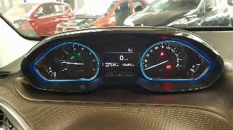 Peugeot 2008 1.2 VTI 12V AUT  PURETECH MPV  BENZ 1.199CC 60KW 82PK picture 11