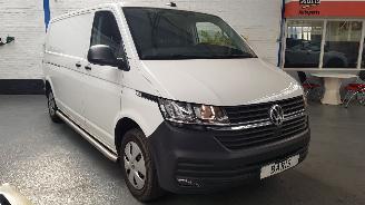 Schadeauto Volkswagen Transporter 2.0 TDI BESTEL  DSL 1.968CC 81KW 110PK KM 64760 NAP... 2022/2