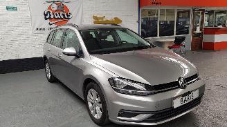 damaged passenger cars Volkswagen Golf Golf Variant 1.0 TSI Trendline 2018/1