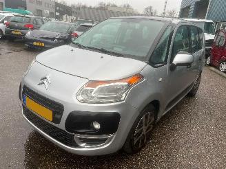 Damaged car Citroën C3 Picasso 1.4 VTi Seduction BJ 2010 127054 KM 2010/6