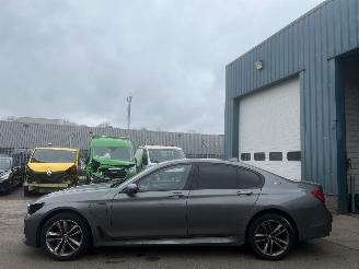 damaged BMW 7-serie 740 IPERFORMANCE HIGH EXECUTIVE BJ 2017 125000 KM