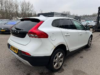 Volvo V-40 Cross Country 1.6 D2 AUTOMAAT Kinetic BJ 2013 281.385 KM picture 2