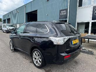 Mitsubishi Outlander 2.0 AUTOMAAT PHEV Instyle BJ 2014 305.027 KM picture 3