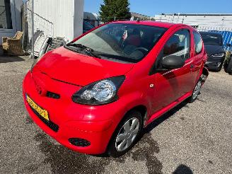 krockskadad bil auto Toyota Aygo 1.0-12V Access 2009/5