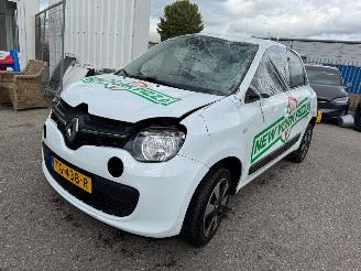 skadebil auto Renault Twingo 1.0 SCe Collection 2018/8