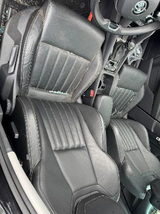Skoda Karoq 1.5 TSI ACT Business Edition Plus AUTOMAAT picture 21