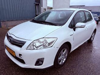 Damaged car Toyota Auris 1.8 AUTOMAAT Full Hybrid Aspiration BJ 2012 305.866 KM 2012/1