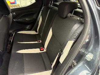 Nissan Micra 1.0 IG-T Tekna picture 15