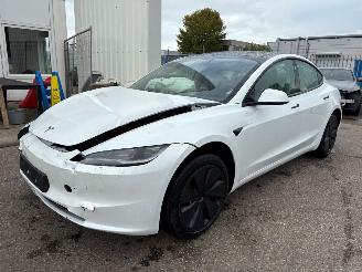 Unfallwagen Tesla Model 3 Long Range RWD 78 kWh 2025/6