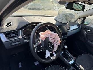 Renault Captur 1.0 TCe 90 Intens picture 14