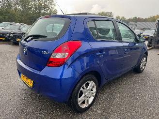 Hyundai I-20 1.2i i-Motion picture 5