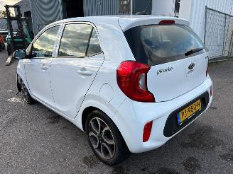 Kia Picanto 1.0 CVVT First Edition BJ 2017 140.559 KM picture 4