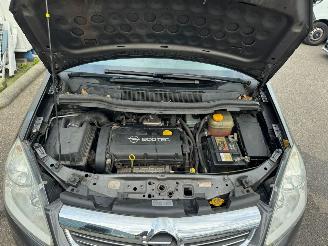 Opel Zafira 1.8 Cosmo BJ 2009 220.541 KM picture 8