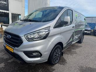 skadebil bedrijf Ford Transit Custom 300 2.0 TDCI L2H2 Trend 2019/12