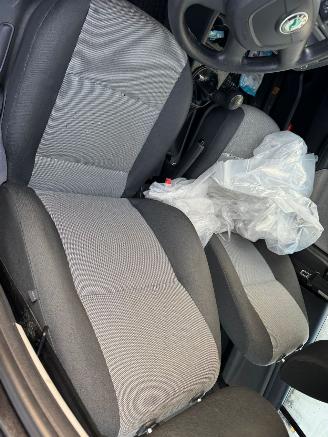 Skoda Fabia 1.2-12V Ambition picture 18