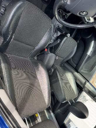 Kia Sportage 2.0 CVVT Executive picture 18