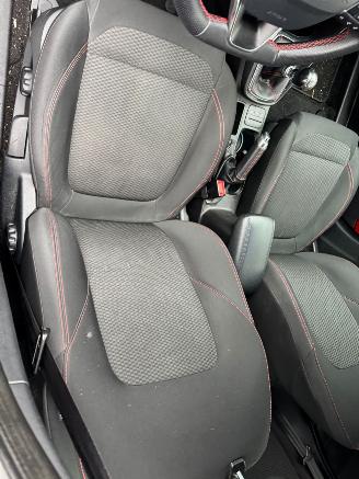 Ford Fiesta 1.0 EcoBoost ST-Line picture 16