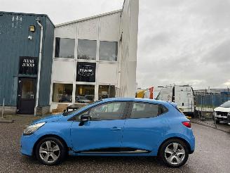 Renault Clio 1.5 dCi ECO Expression picture 2