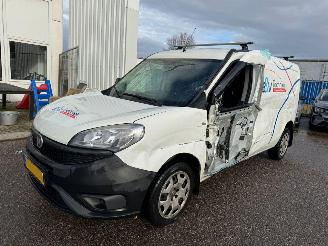 skadebil bedrijf Fiat Doblo Cargo 1.6 MJ L2H2 XL BJ 2017 155.707 KM 2017/6