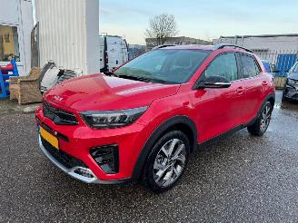 uszkodzony samochody osobowe Kia Stonic 1.0 T-GDi MHEV GT-PlusLine 2025/3