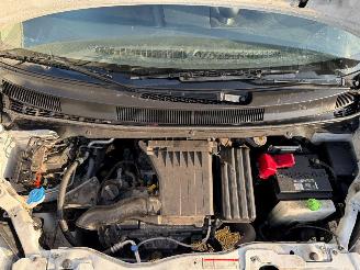 Suzuki Splash 1.0 VVT Exclusive EASSS BJ 2012 97.854 KM picture 17